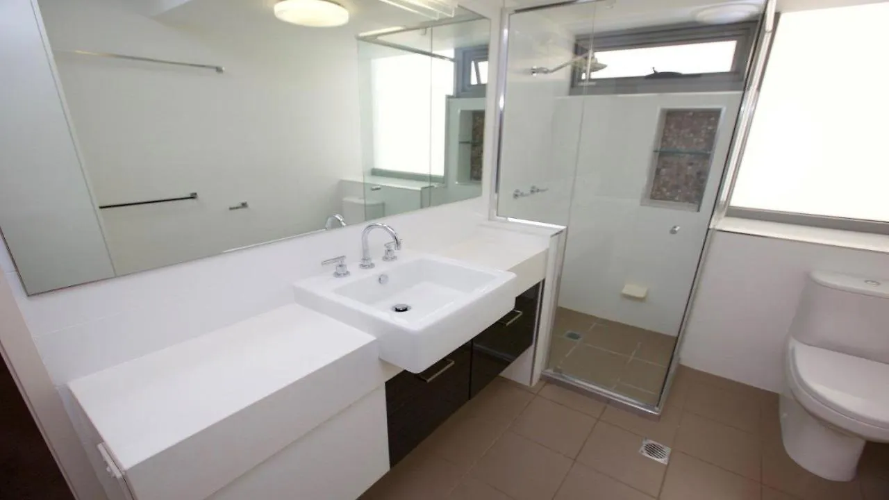 Marika Unit 1 Kings Beach Qld Villa Caloundra